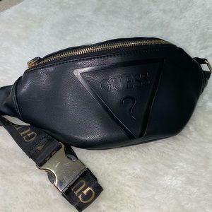 Fanny Pack •USED•